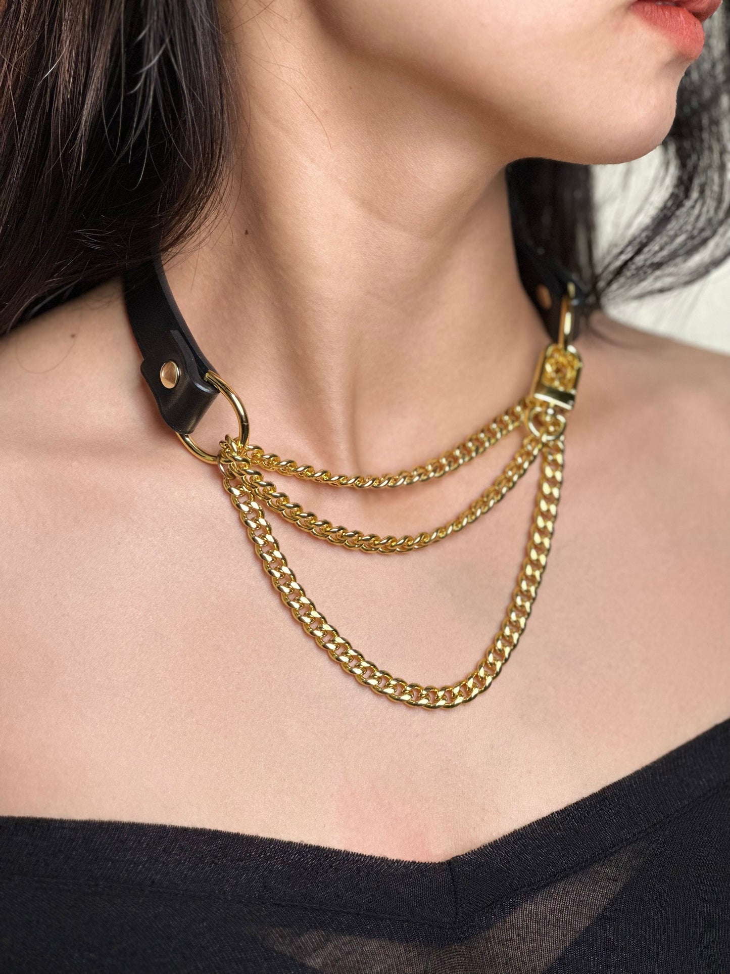 Handcrafted PU Leather Triple-Chain Choker Collar – Adjustable Statement Streetwear Necklace