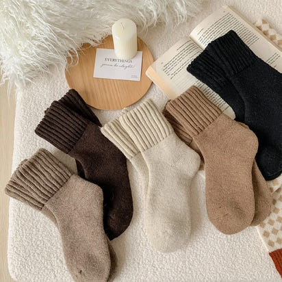 FluffyFeet™ Thick Plush Winter Socks