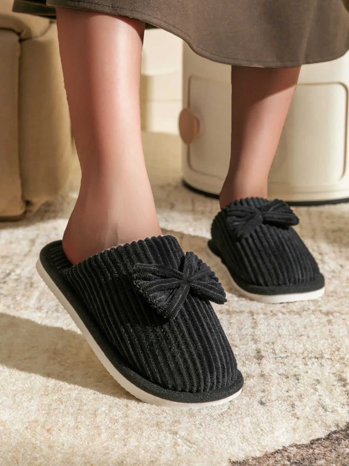 Women's Bow Slippers – Cozy Fall/Winter Indoor Shoes