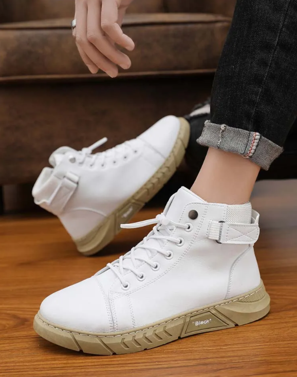 Fashion Men’s Leather Boots — Waterproof & Stylish